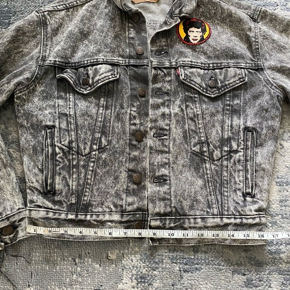 80s Vintage Levi’s 511 Distressed Acid Washed Black Jean Jacket, SZ Large - Picture 10 of 14